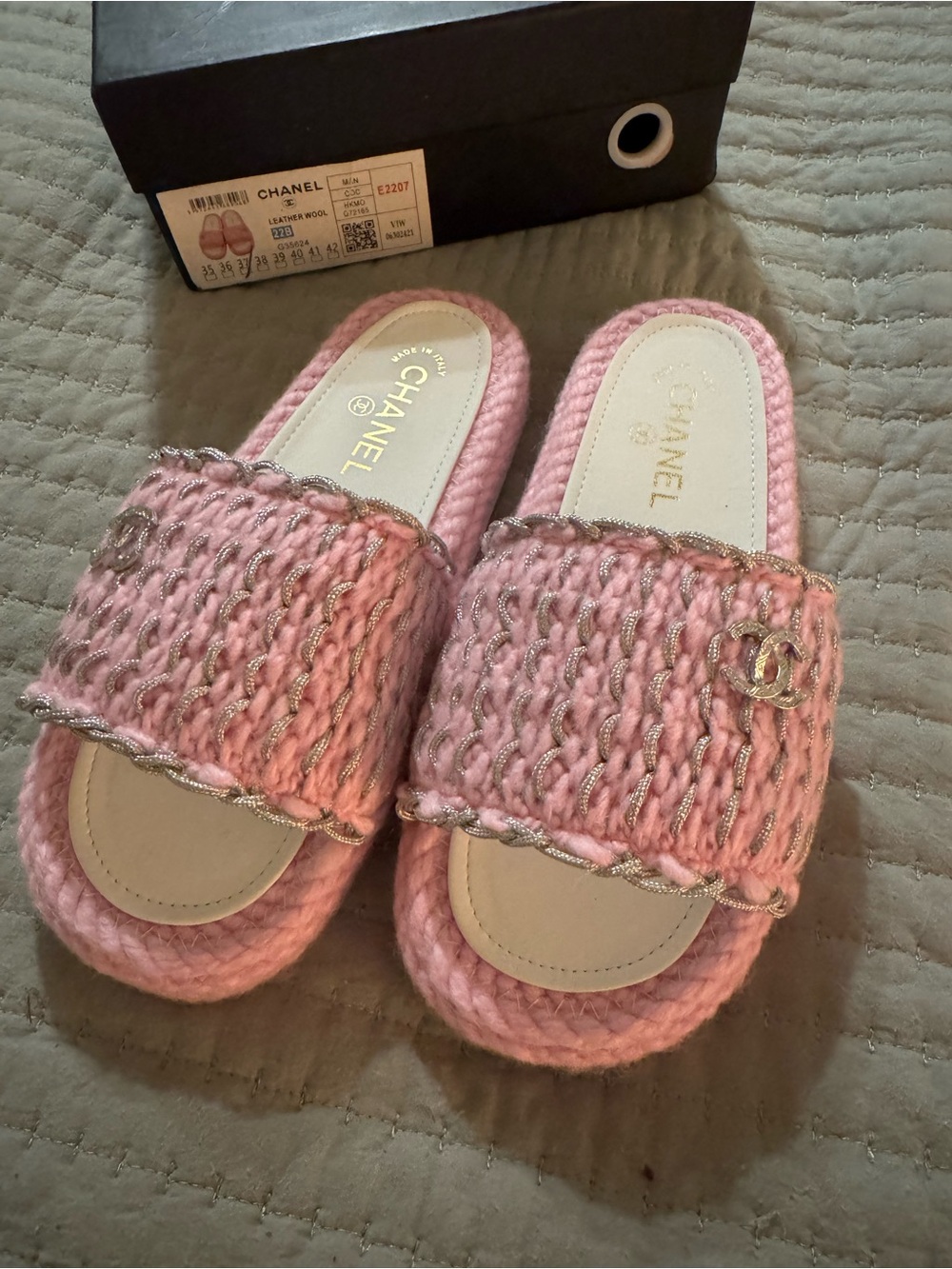 Pink Knit Platform Slide Sandals 37 / 7
